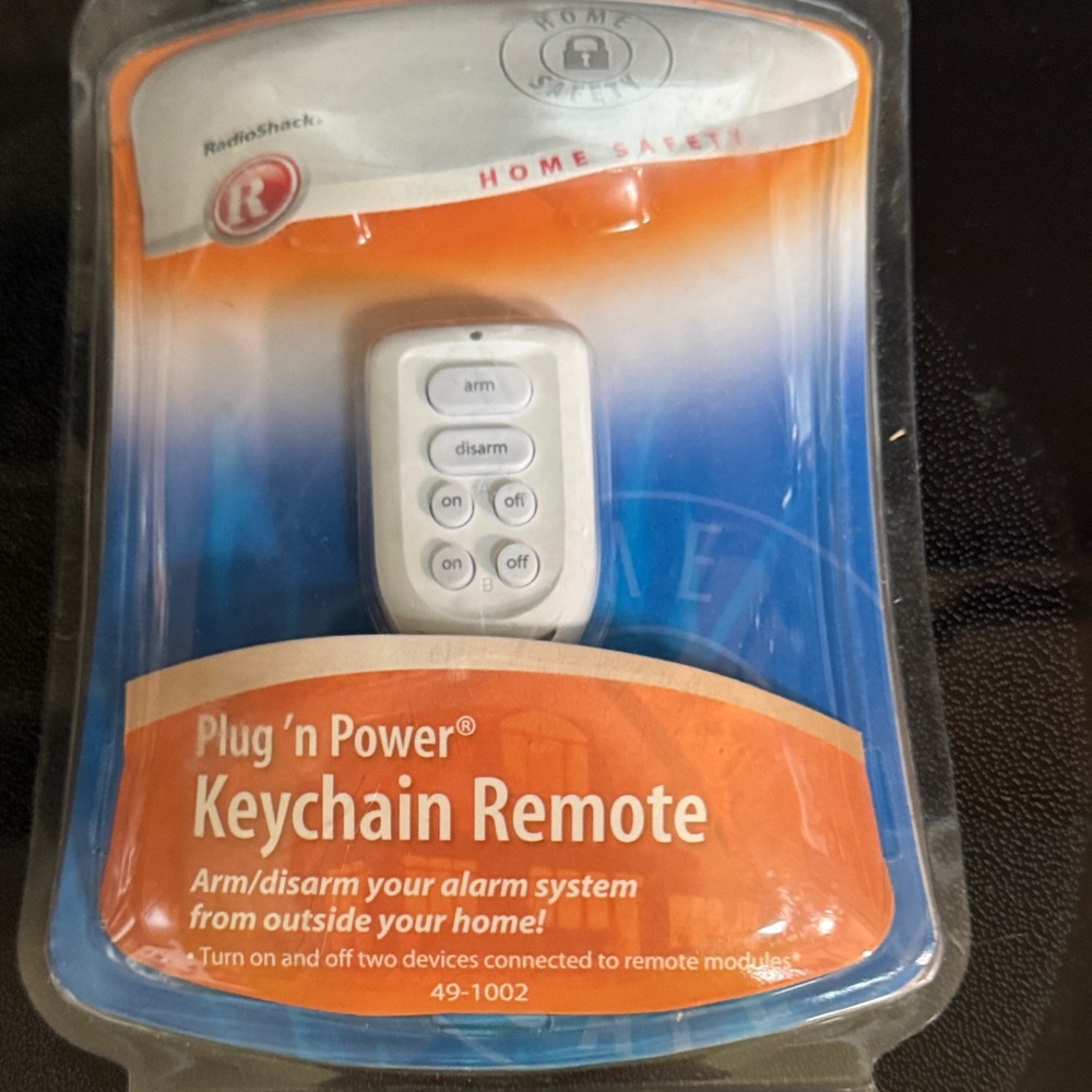 Radio Shack Plug 'n Power Keychain Remote
